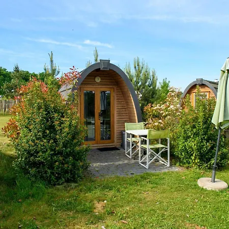 Campland Lodge *